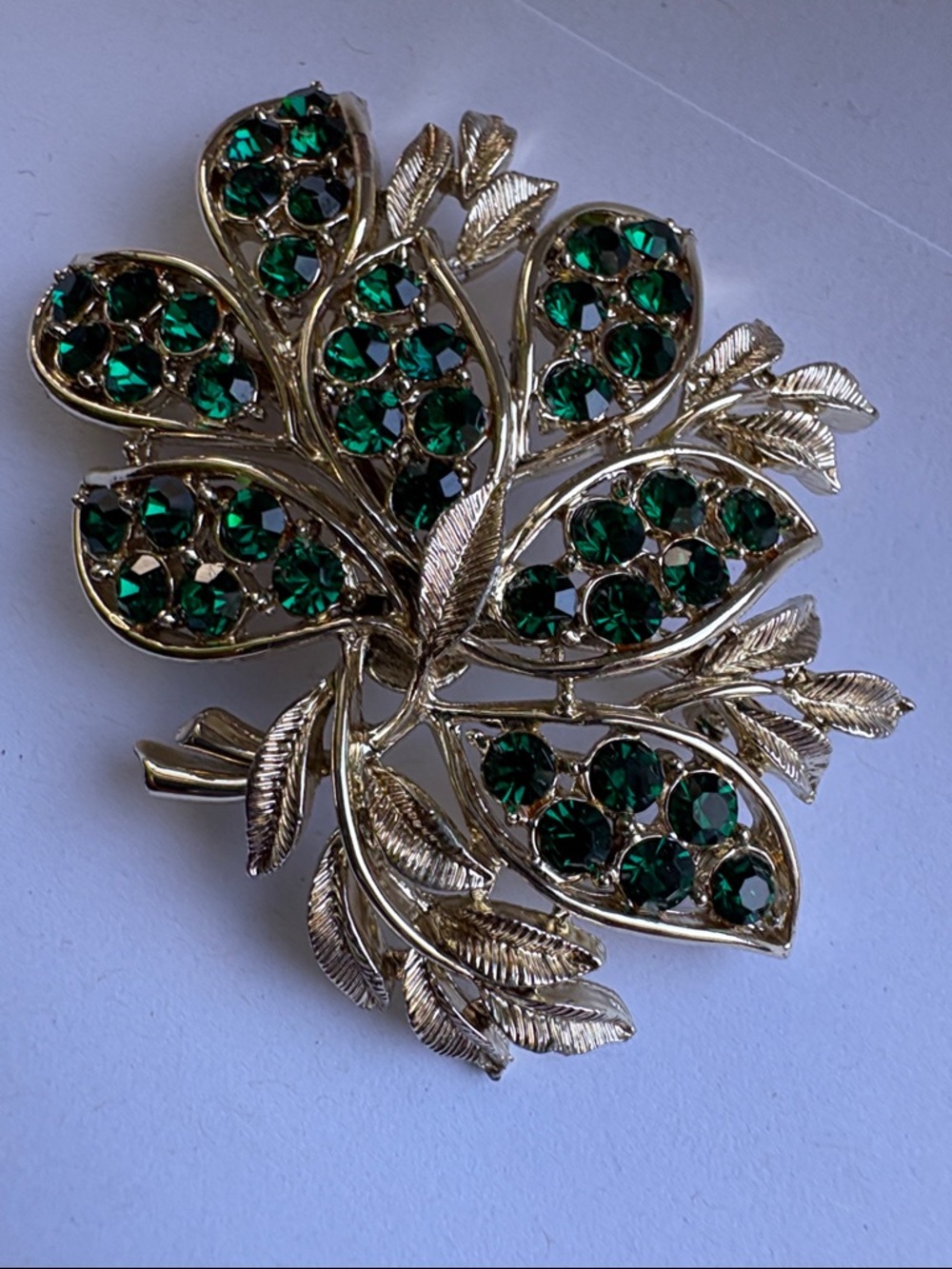 Vintage Coro Emerald Green Rhinestone Leaf Bouquet Brooch #124